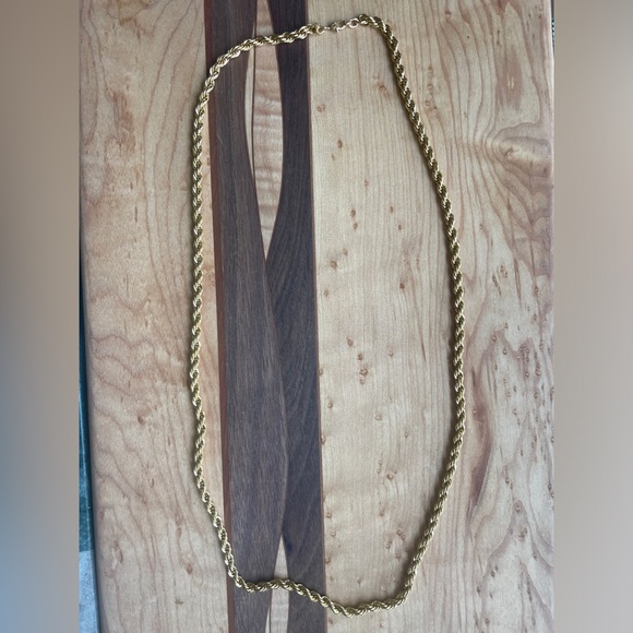 Vintage Monet Twisted Gold Tone Chain - Picture 4 of 4